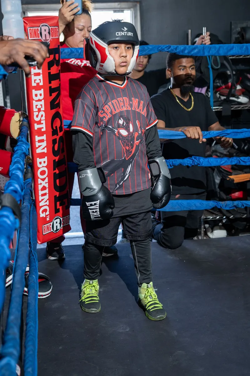 Battle Zone Boxing fight night — amateur boxing bout (16)