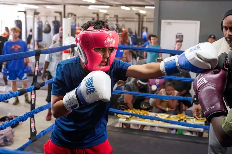 Boxing training session at Battle Zone Boxing, Pinellas Park (72)
