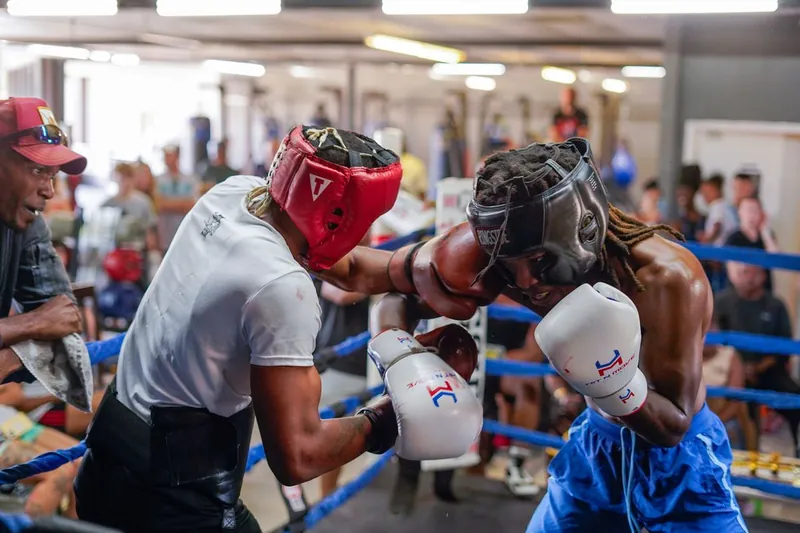 Battle Zone Boxing fight night — amateur boxing bout (85)