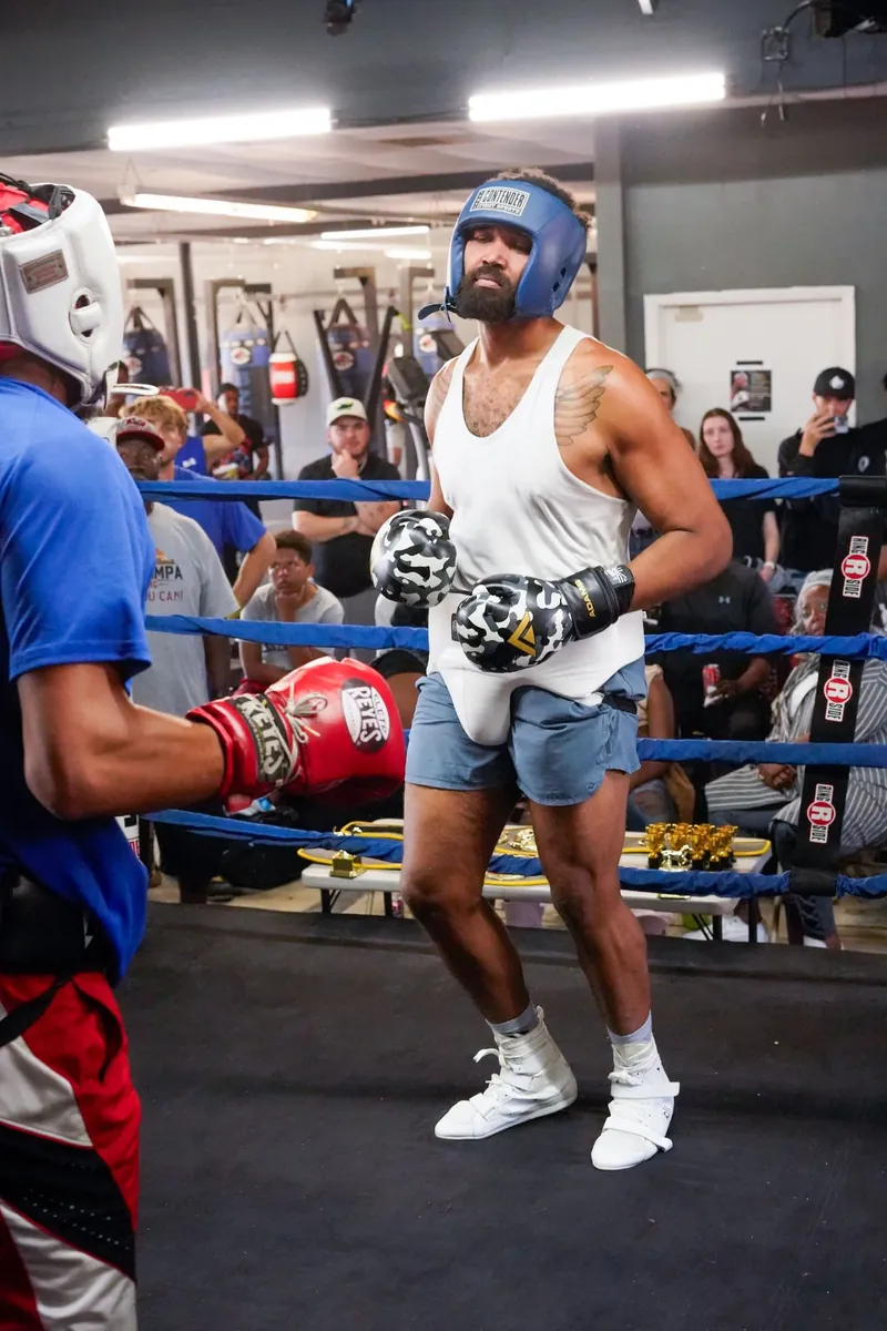 Battle Zone Boxing fight night — amateur boxing bout (96)