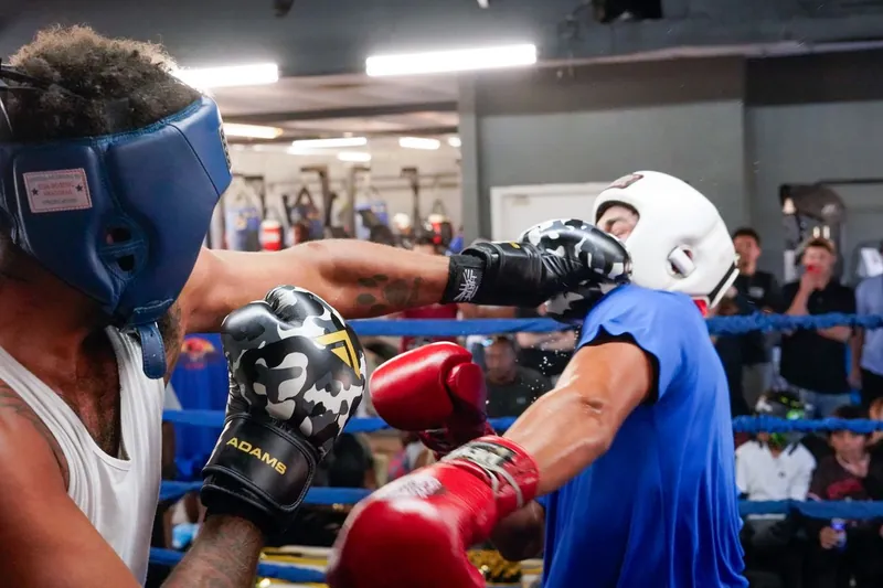Battle Zone Boxing fight night — amateur boxing bout (99)